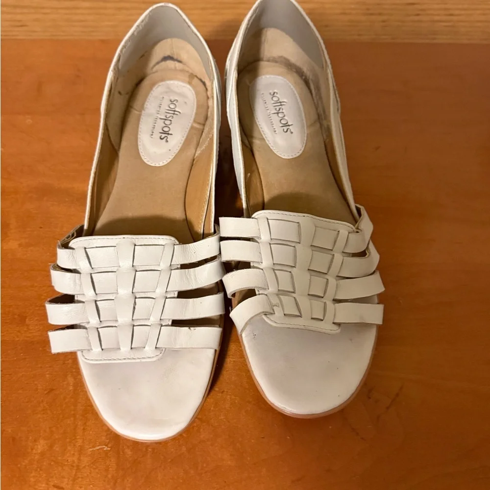 Soft spots White Women's Shoes Sandals